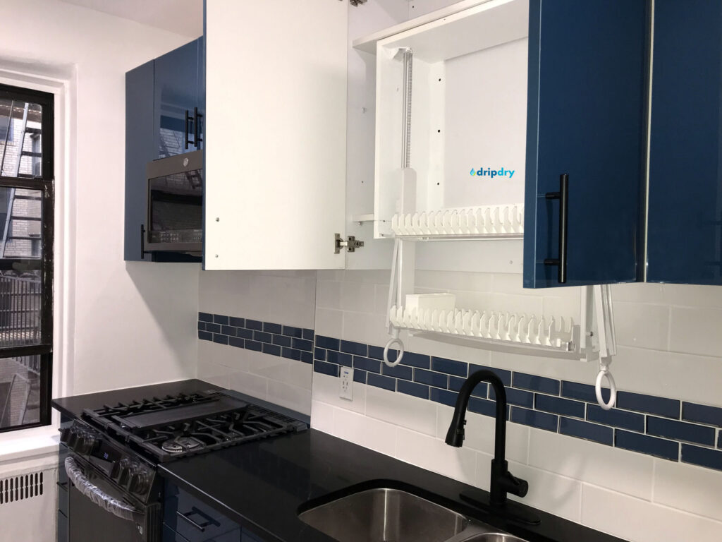 Nissan design kitchen cabinet with drip dry Israeli racks